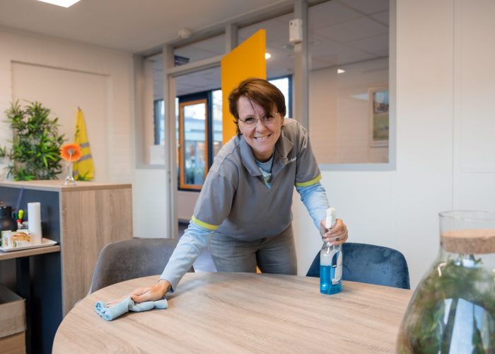 Essential-schoonmaakdiensten-sector mkb bedrijven kantoren