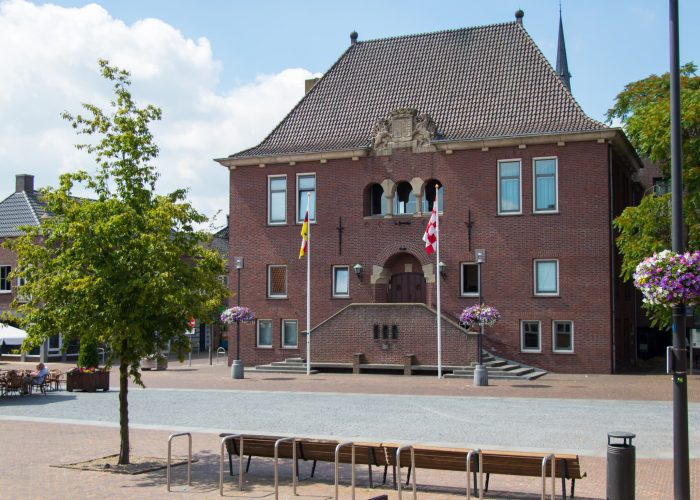 Essential-schoonmaakdiensten- Gemeentelijke instellingen, Overheid